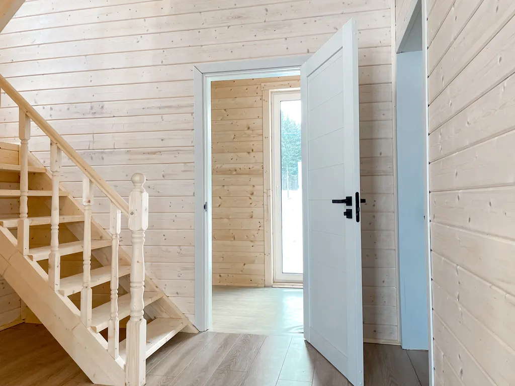 Двухэтажный дом с 3 спальнями и террасой