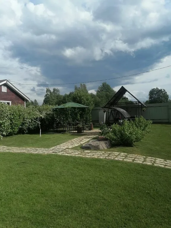 Усадьба на каменной горке