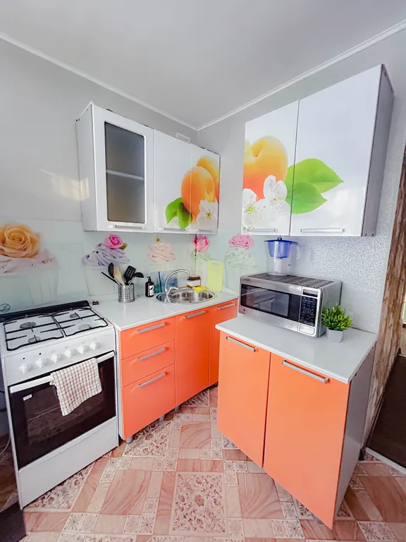 Светлая двухкомнатная квартира