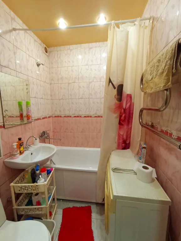 Уютная квартира с хорошим расположением