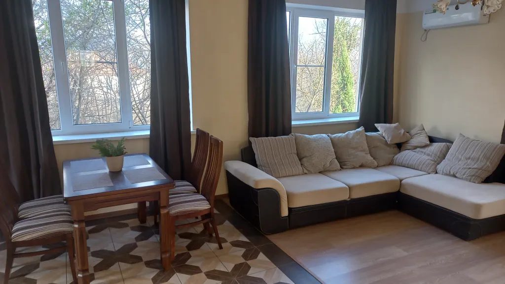 Дом Романтик с видом на горы и море