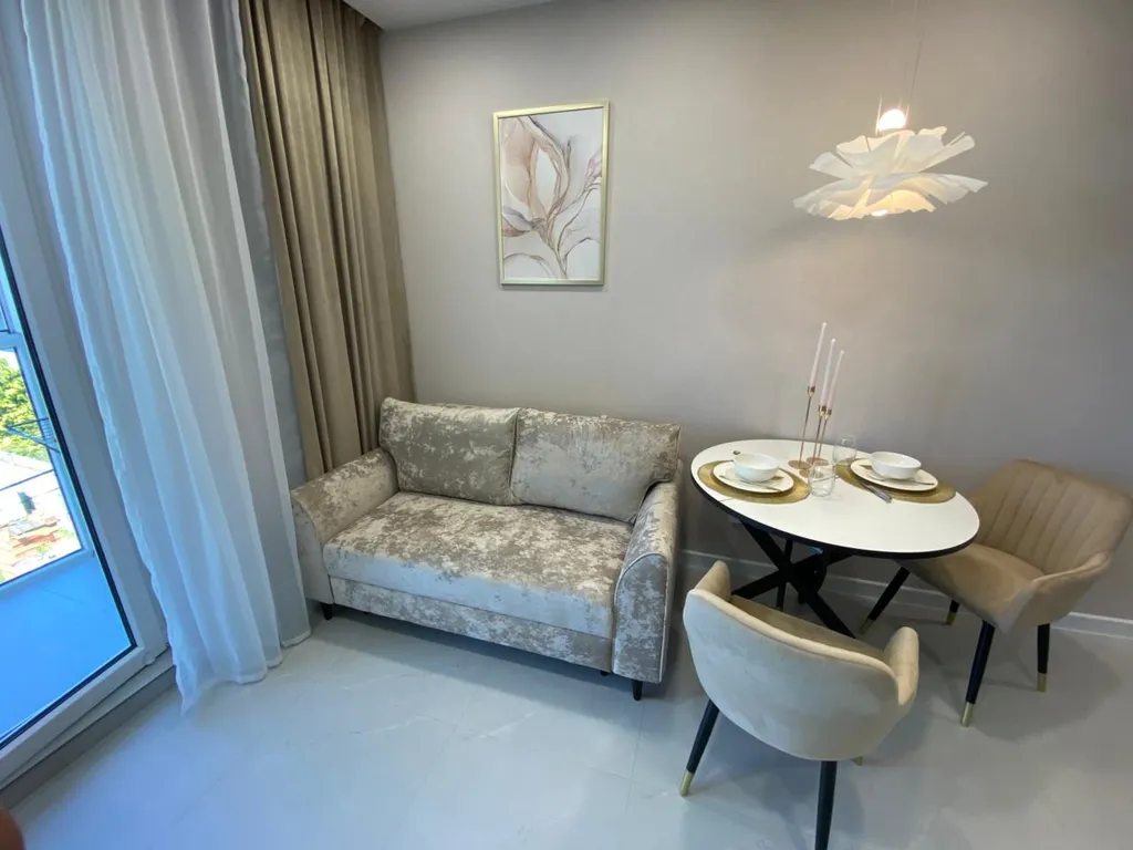 Солнечная квартира — аренда посуточно в Большое Исаково