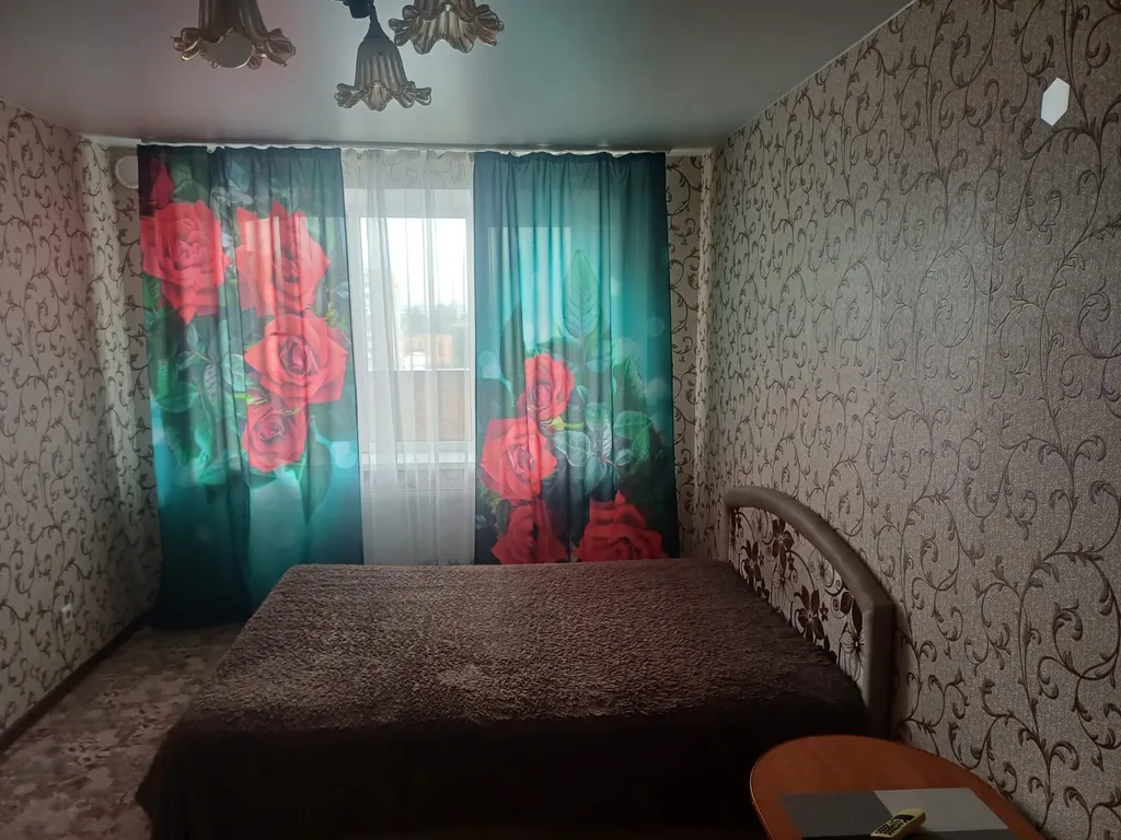 Квартира Простая уютная квартирка — аренда посуточно в Псков