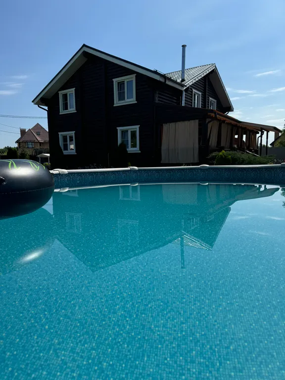 Дом из бревна с русской баней