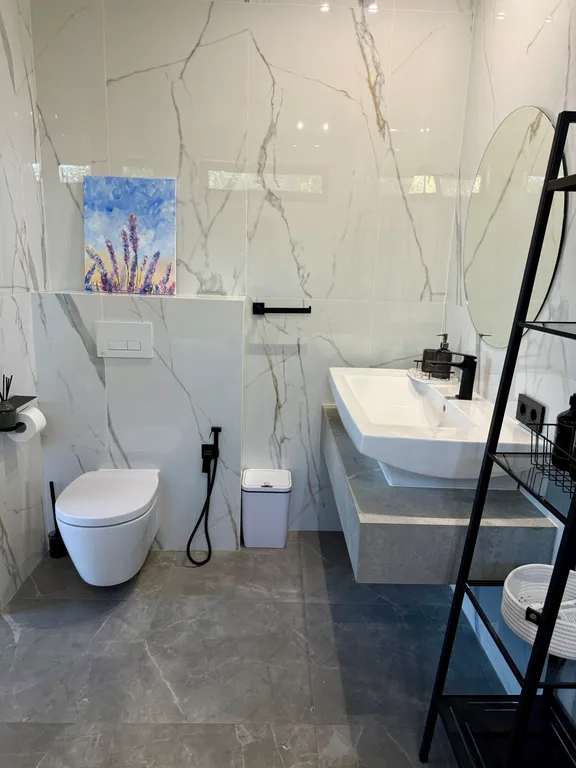 Коттедж с чаном и сауной в черте города