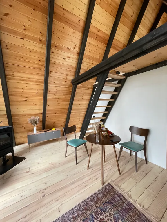 A-frame у Финского Залива посреди Корабельных сосен