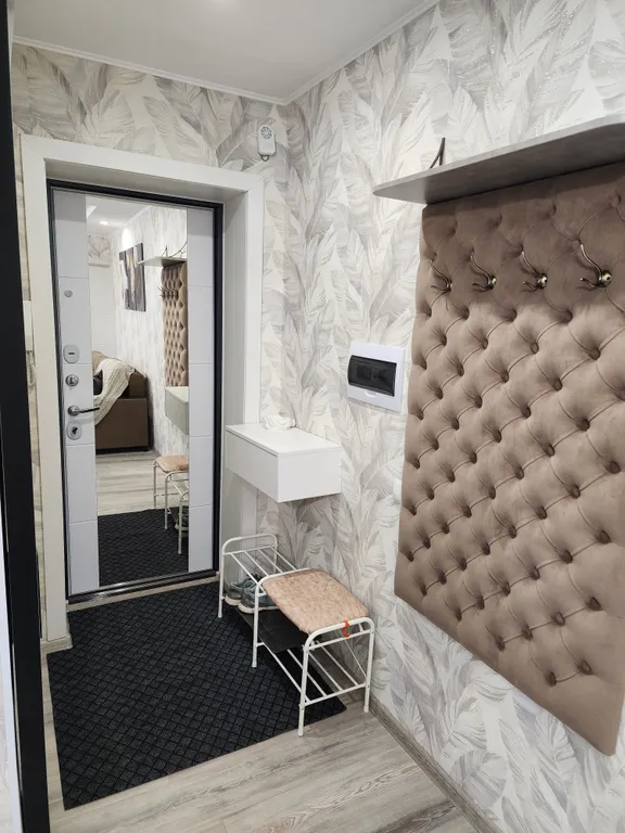 Двухкомнатная квартира в центре с евроремонтом