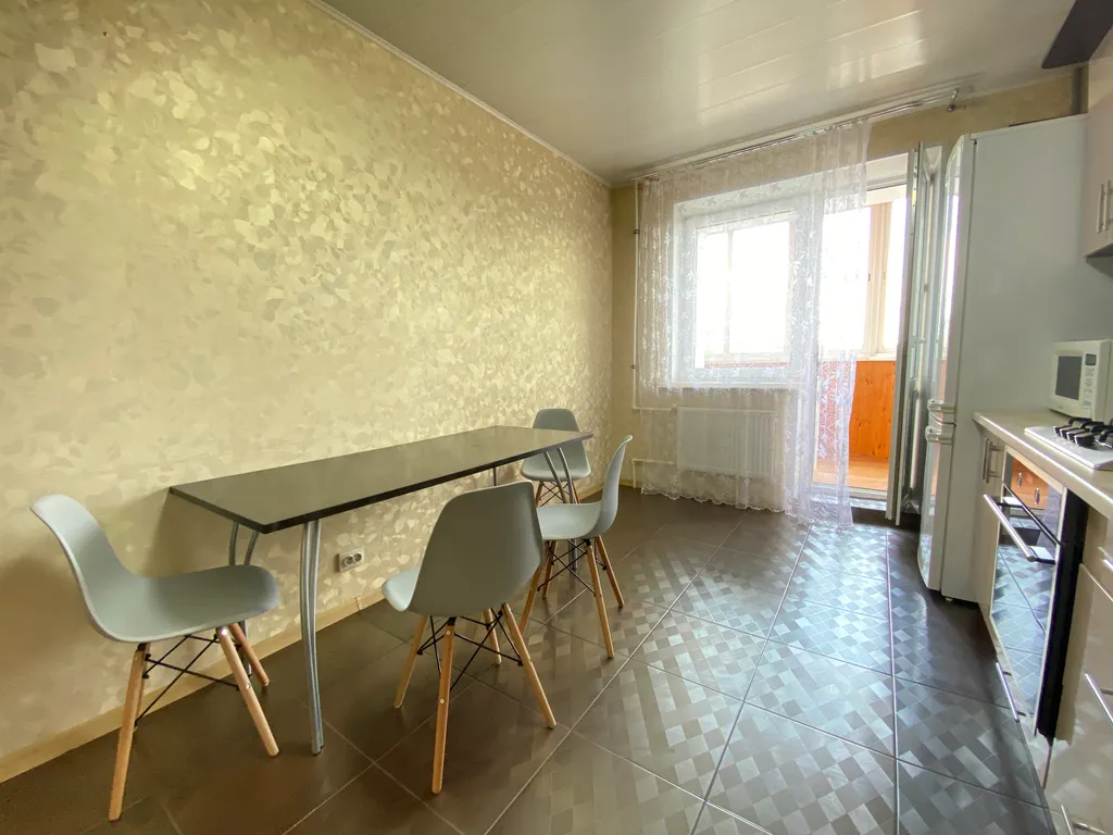 Двухкомнатная квартира рядом с центром