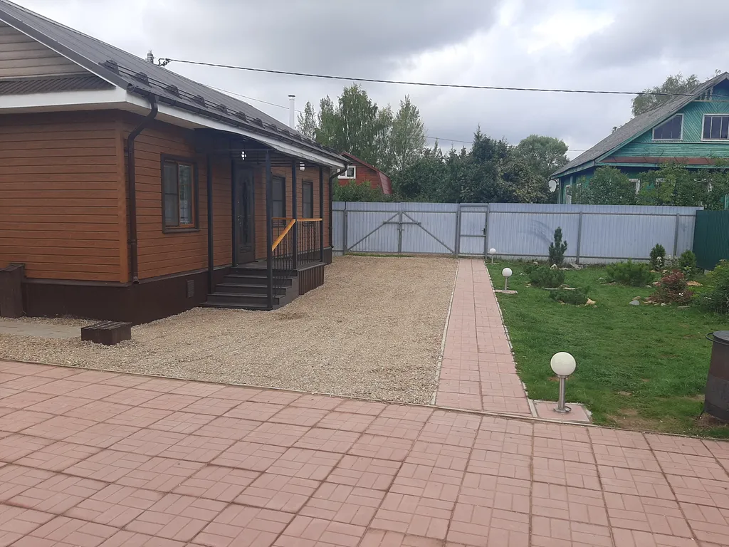 Дом на участке 10 соток