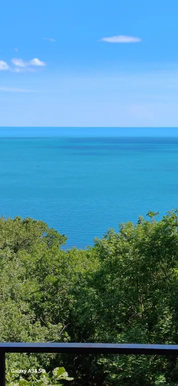 Комната Панорама в доме Остановка Море с видом на море и лес