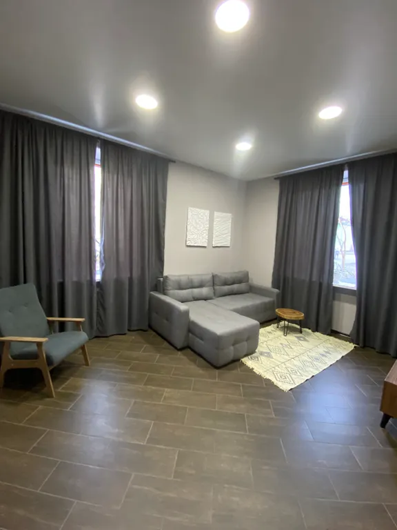 Уютная квартира в тихом центре — аренда посуточно в Мурманск