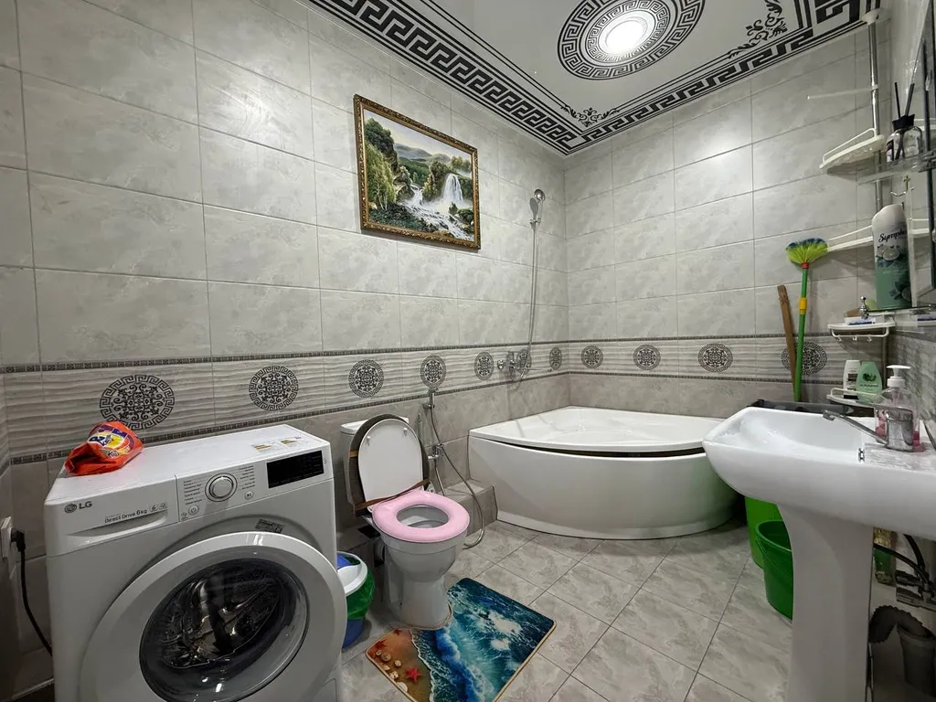 4-комнатная Квартира