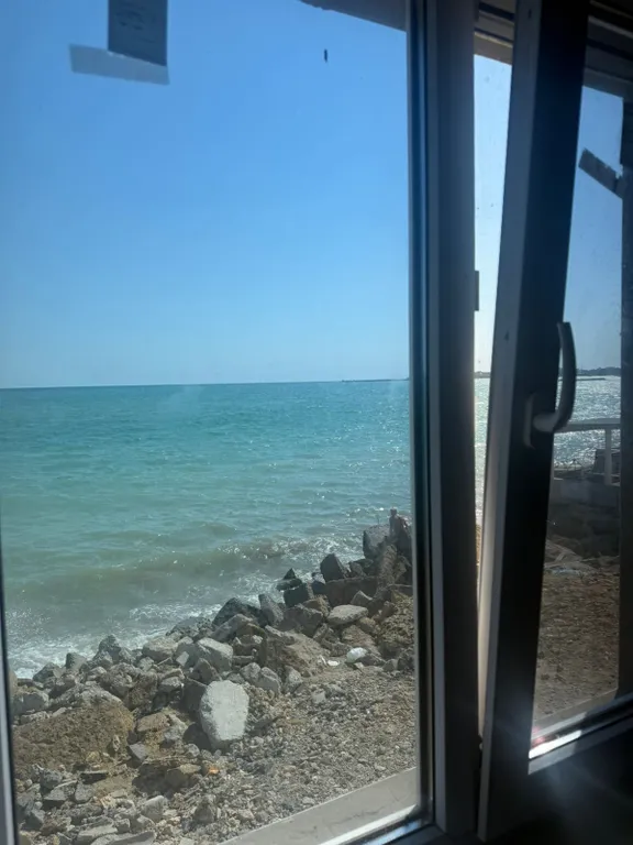 4-комнатный 8-местный номер с видом на море