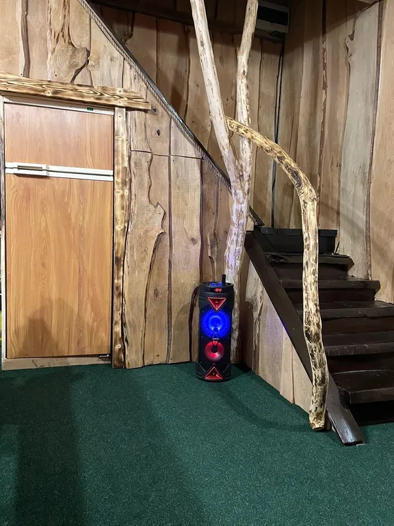 Дом с баней на берегу реки