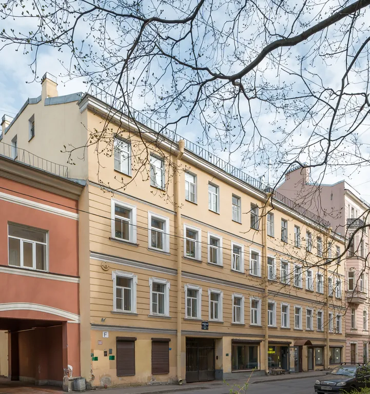 Классическая квартира на Петроградской