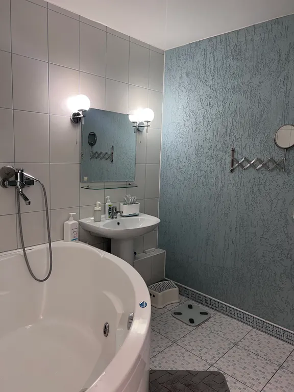 Двухуровневая 3-комнатная квартира