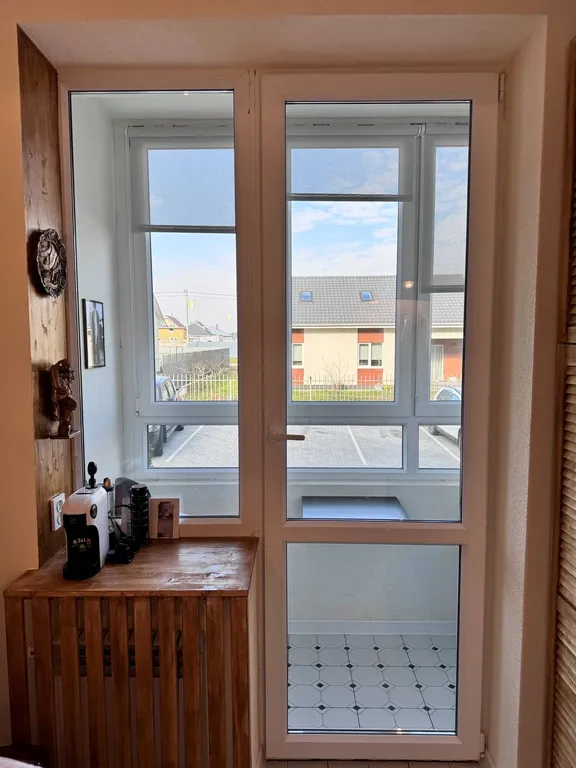 Апартамент в спальном районе с велосипедами