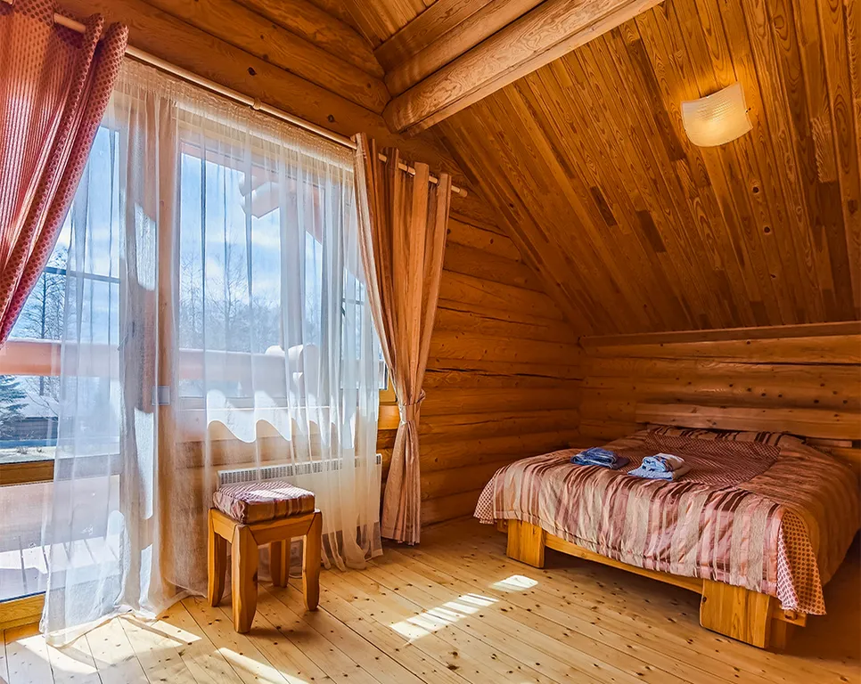 Уютный дом на берегу озера с тёплым бассейном на территории Порт Тихий