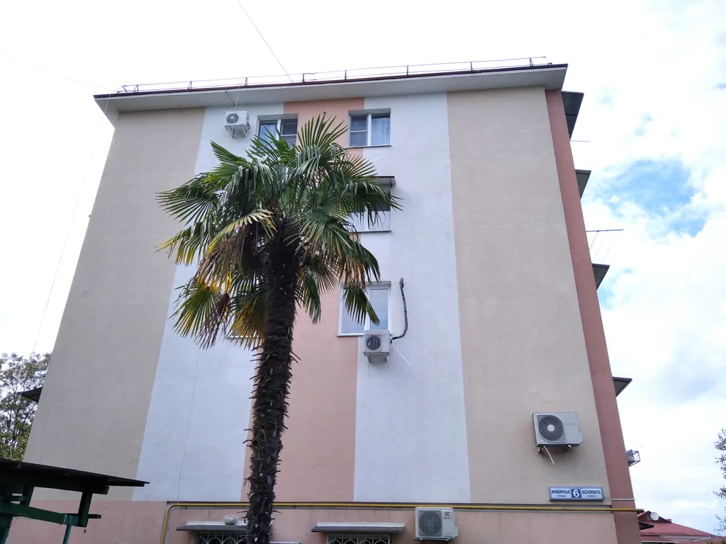 Тихая уютная квартира в центре у пляжа "Альбатрос"