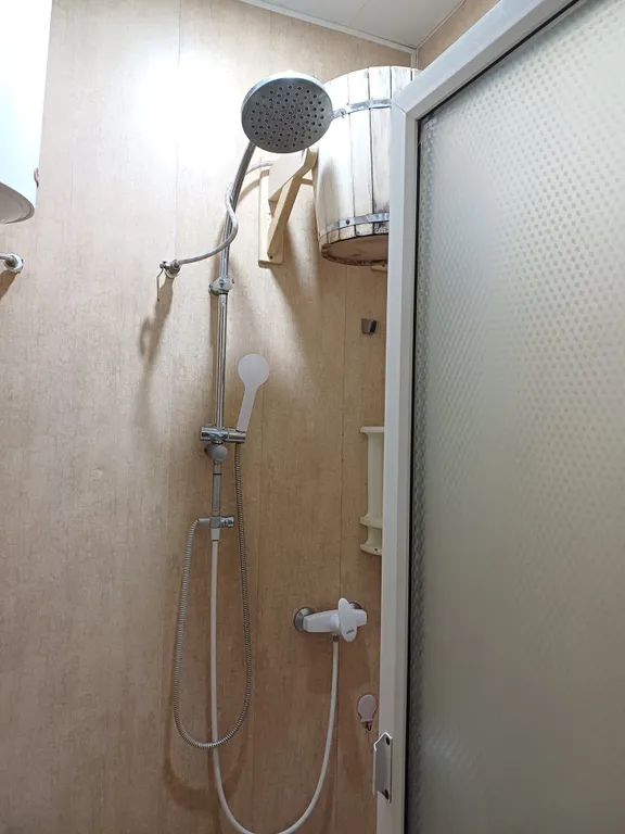 Домик с бассейном