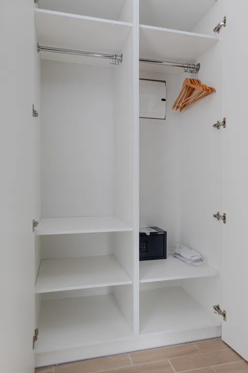 Семейный номер с видом на горы и кухонной зоной