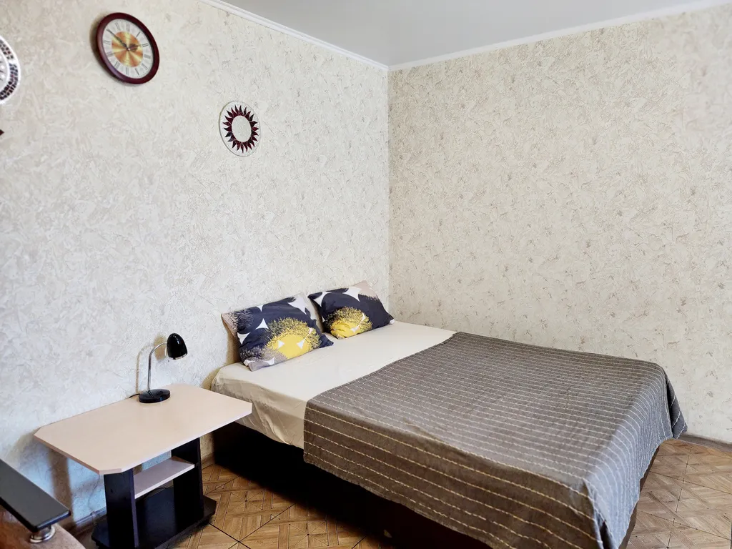 Бюджетный дом для вашего комфортного отдыха со двором