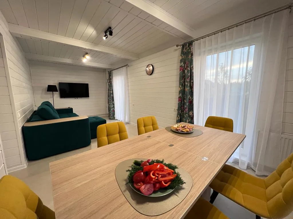 ЭКО Дача в елках