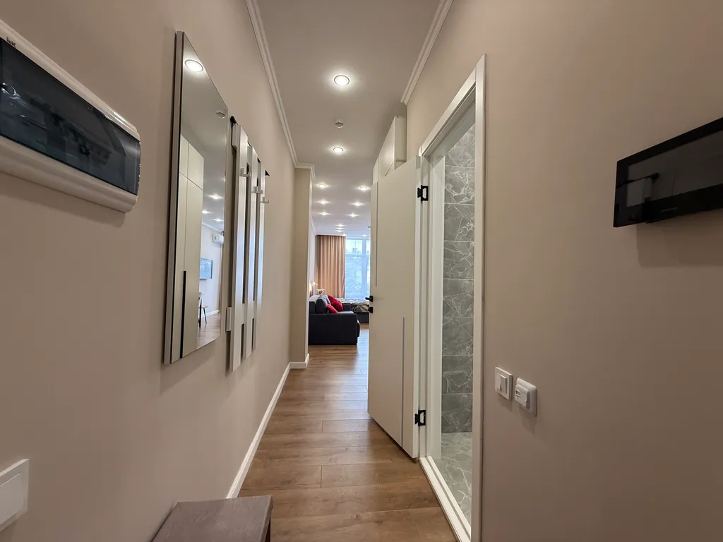 Апартамент в центре 15 мин до моря