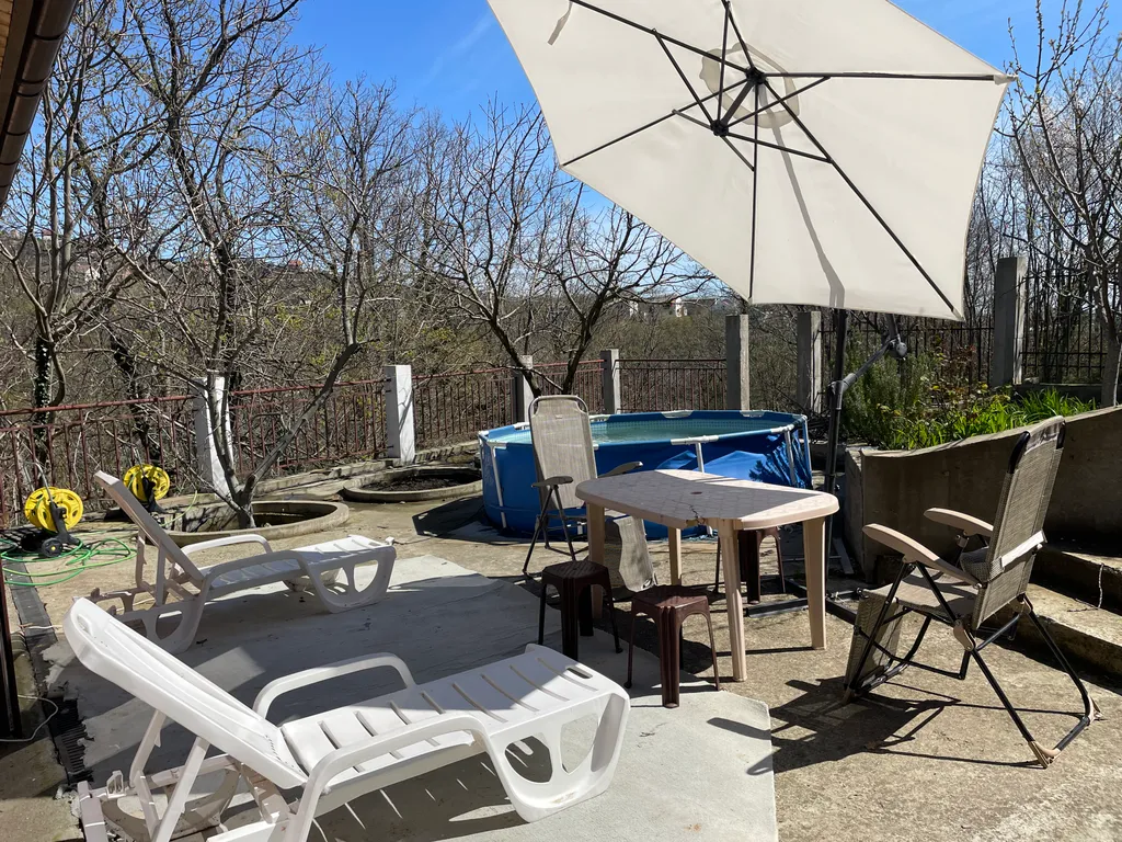 Летний гостевой домик у моря для семьи или компании