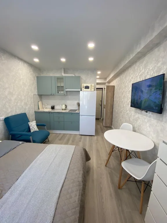 Солнечная квартира на первой береговой