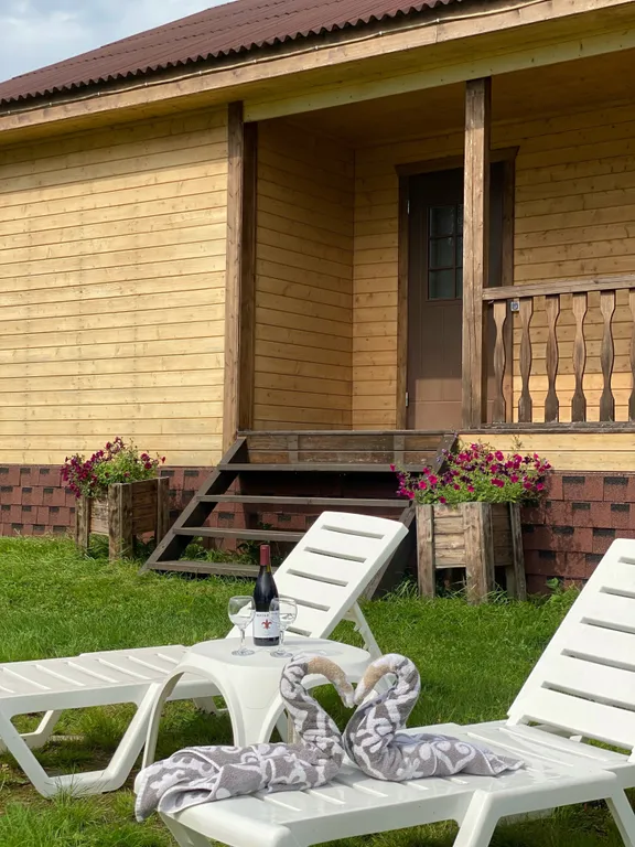 Уютный дом на берегу озера "Прозрачный берег №2"