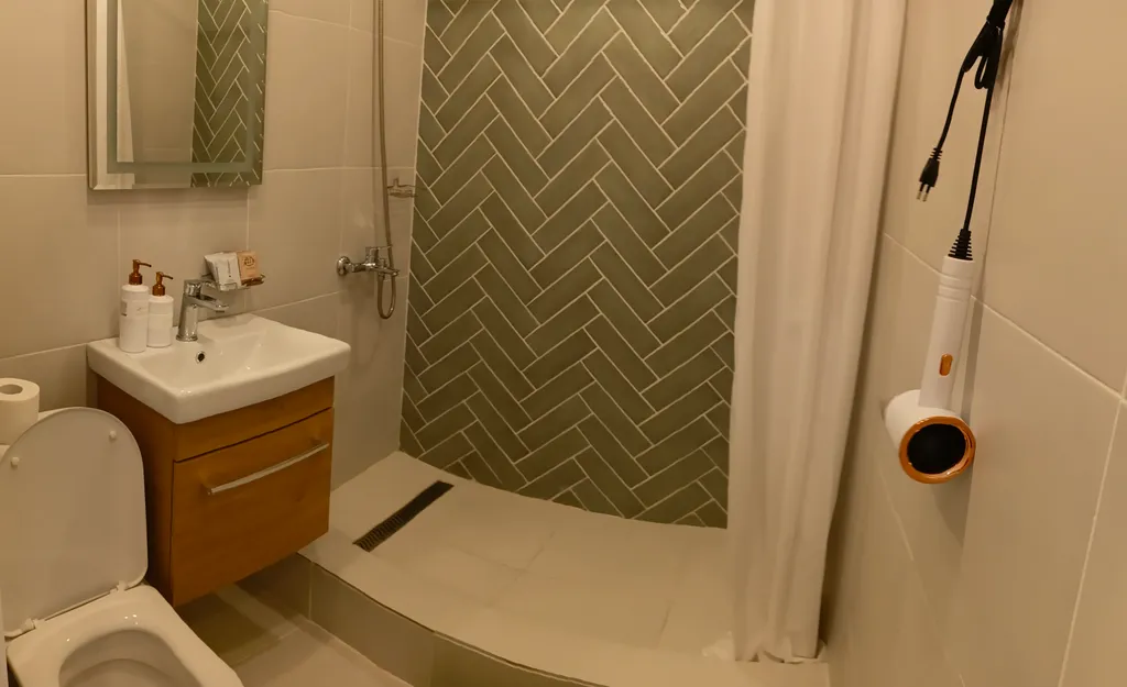 Двухкомнатная квартира в центре города с потрясающим видом из окна