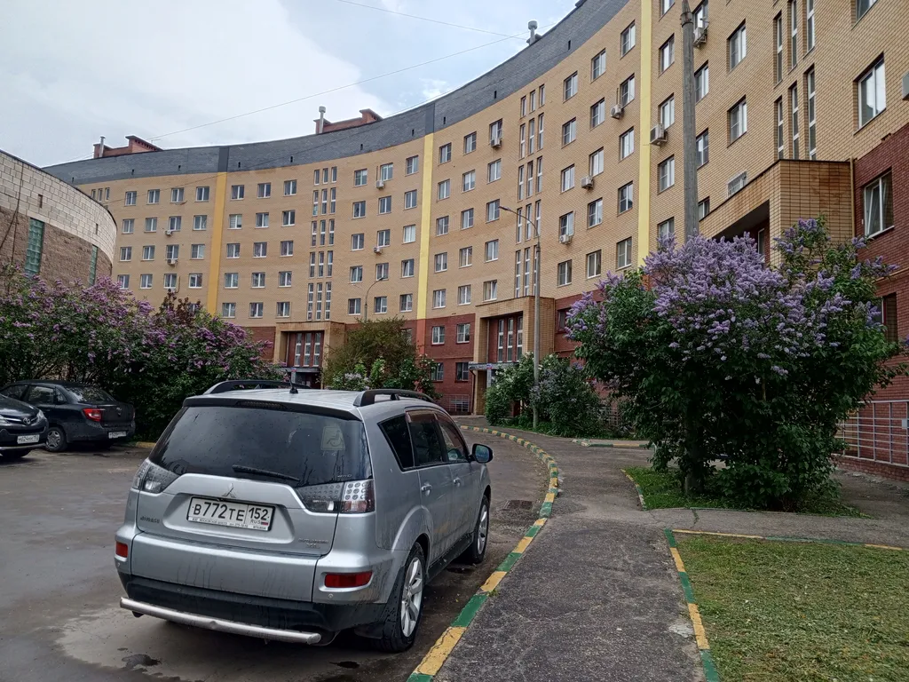 Комфортная квартира в новом доме рядом с центром на Родионова