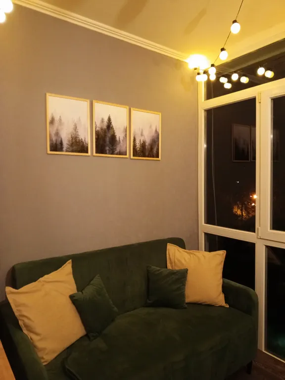 Шикарная двушка с панорамным балконом!