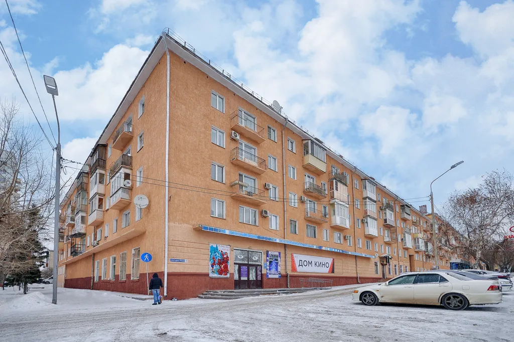 Квартира 2-комнатная Квартира — Омск