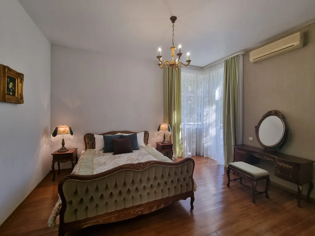 Вилла с открытым бассейном и видом на море