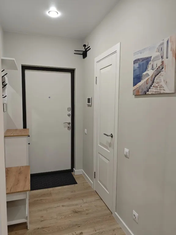 Просторная квартира студия для проведения романтических вечеринок