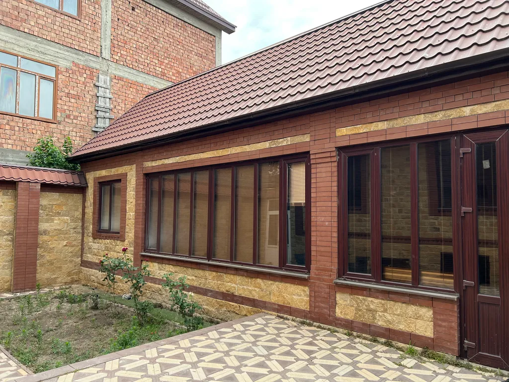 Уютный дом на море