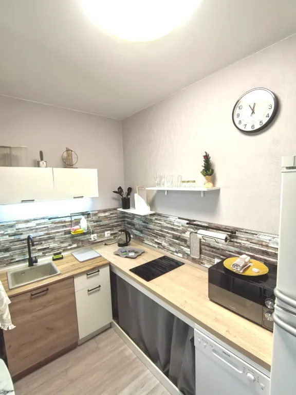 Аура центральный район