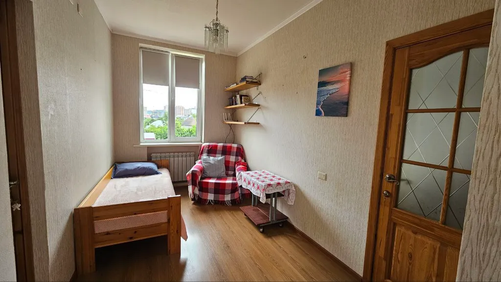 Тихий уютный дом на участке