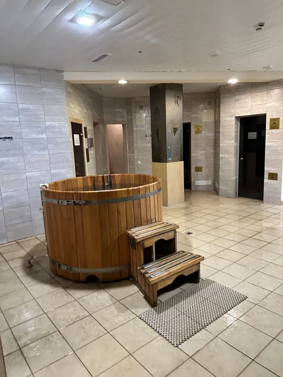 Аквамарин недалеко от моря с бассейном и банями