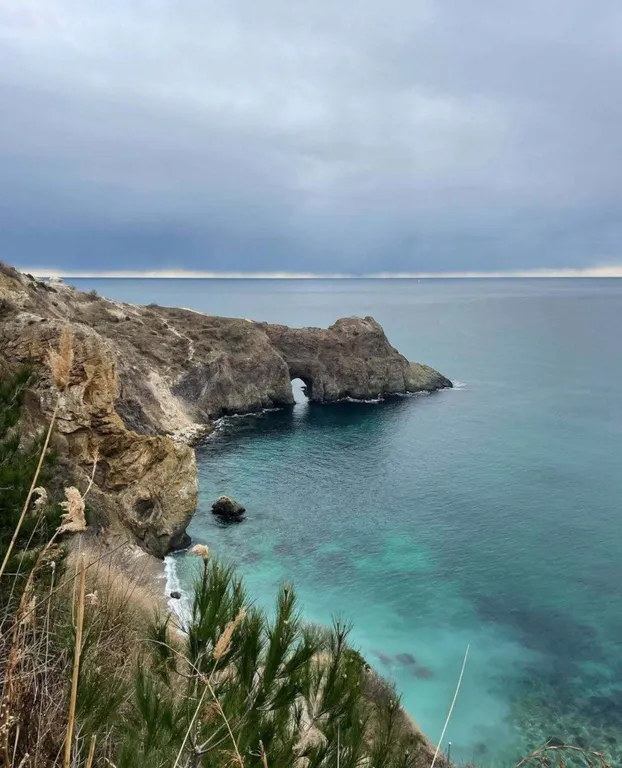 Коттедж Двухкомнатный дом с зоной отдыха и гамаком в 15 минутах от моря — Севастополь