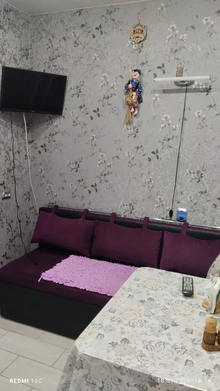 Квартира 1-комнатная Квартира — Тихвин