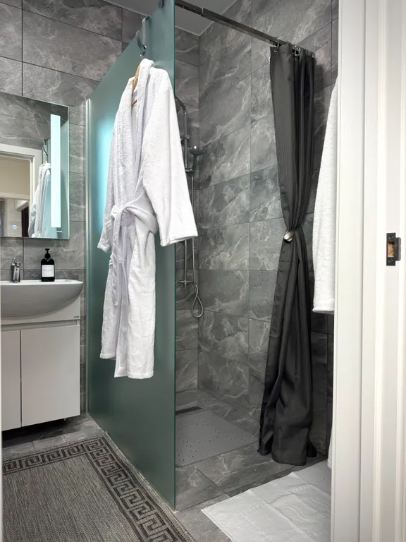 Квартира Просторная квартира для семьи — Сальское