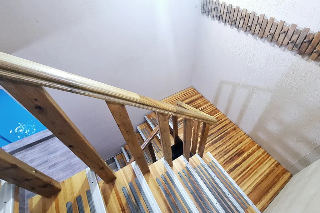 Аренда коттеджа для отдыха с теплым бассейном, сауной, бильярдом