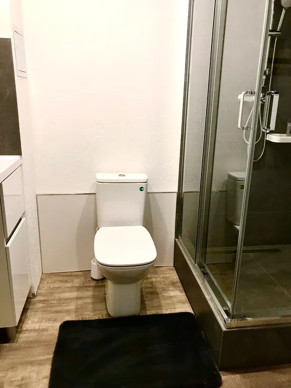 Уютная комната в центре города с дизайнерским ремонтом