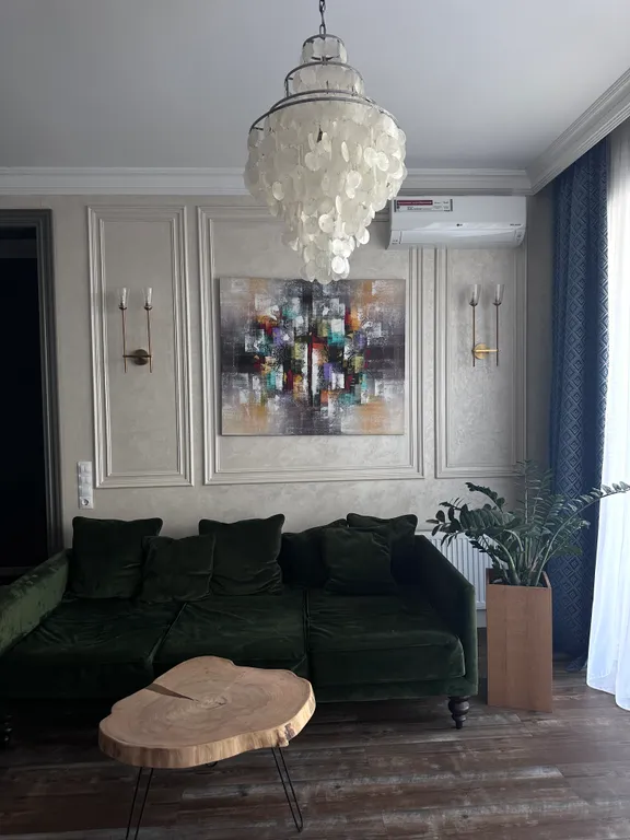 Вилла с бассейном среди виноградников Балаклавы