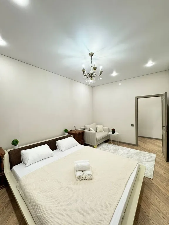 Просторная уютная двухкомнатная квартира в центре левого берега