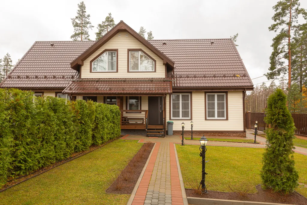 Дом в лесу рядом с озёрами и горнолыжными курортами