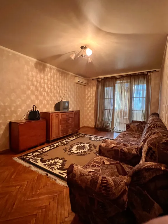 Квартира Двухкомнатная квартира у моря, первая береговая линия — Сухум